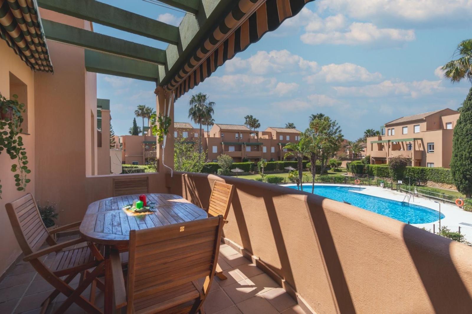 Apartament Urbanizacion Jardin Del Golf 1 Novo Sancti Petri Zewnętrze zdjęcie